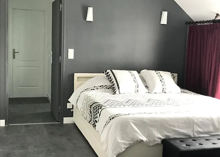 La Pause Du Sentier * Sendets (Pyrenees-Atlantiques)